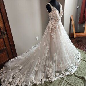 Allure Romance Wedding Dress